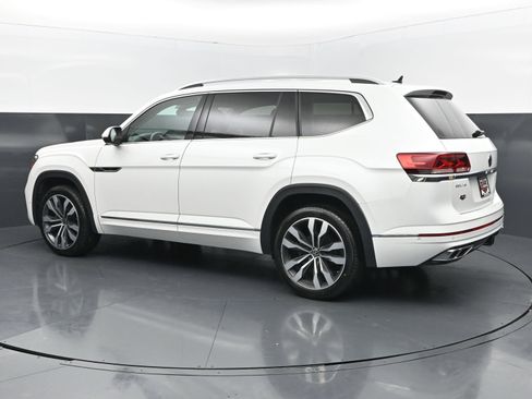 Used 2022 Volkswagen Atlas SEL Premium AWD/4WD image 3
