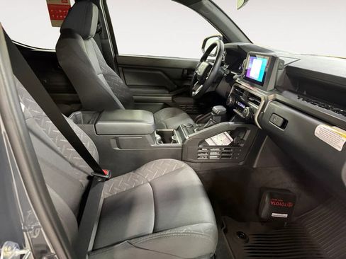 New 2025 Toyota Tacoma SR5 image 15