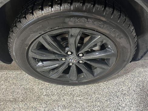 Used 2024 Buick Envista Sport Touring FWD image 28