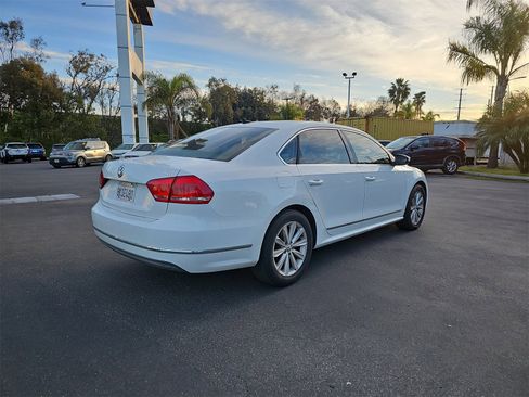Used 2012 Volkswagen Passat 2.5 SEL image 5