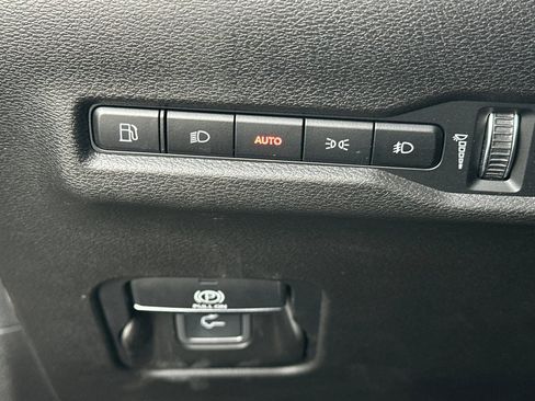 New 2026 Jeep Cherokee Laredo image 31