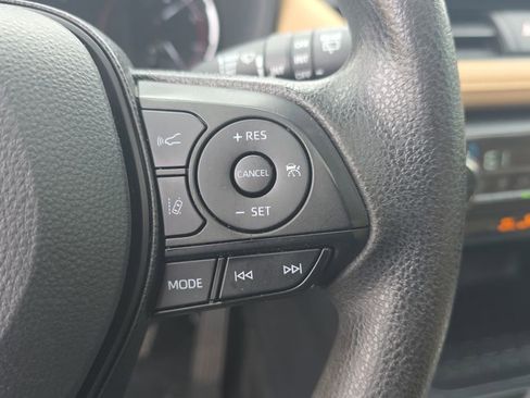 Used 2023 Toyota RAV4 XLE w/ Convenience Package image 24