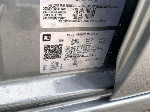 Certified 2025 Chevrolet Silverado 1500 LT image 33