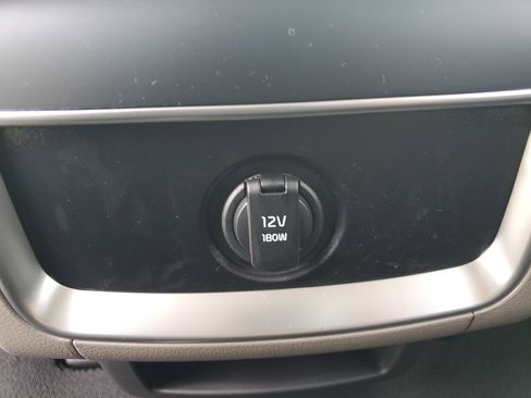 New 2026 Kia Carnival EX image 14