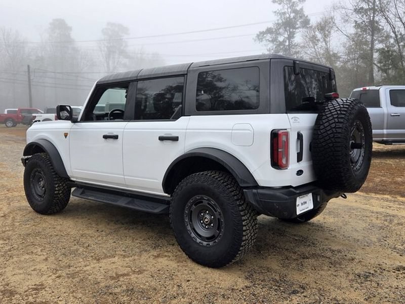 Used 2024 Ford Bronco Badlands AWD/4WD image 9
