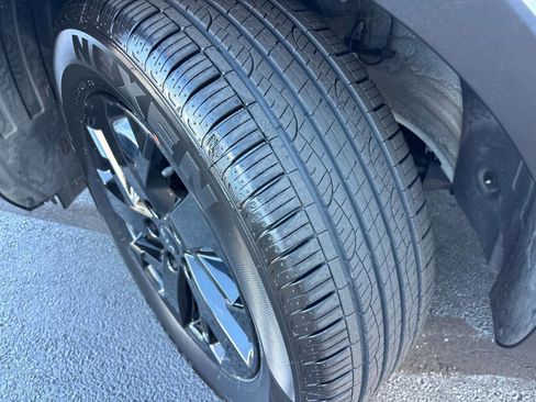 Used 2021 Kia Sorento S image 6