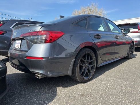 Used 2024 Honda Civic Sport image 4