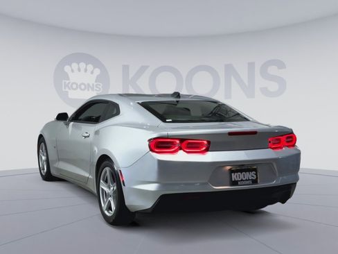 Used 2019 Chevrolet Camaro LT image 10