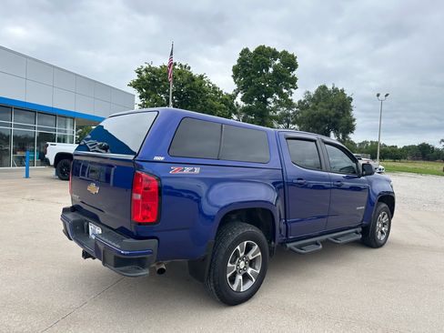 Used 2016 Chevrolet Colorado Z71 AWD/4WD image 2