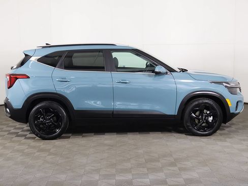 Certified 2026 Kia Seltos EX w/ EX Sunroof Package FWD image 19