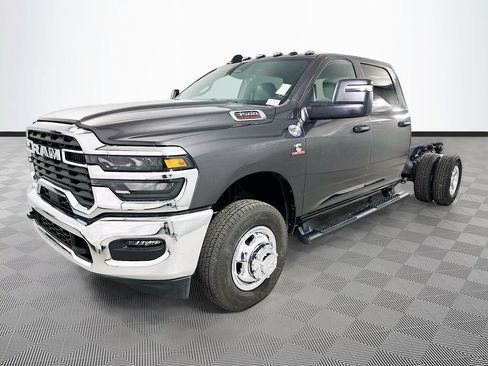 New 2026 RAM 3500 Tradesman w/ Chrome Appearance Group A AWD/4WD image 11