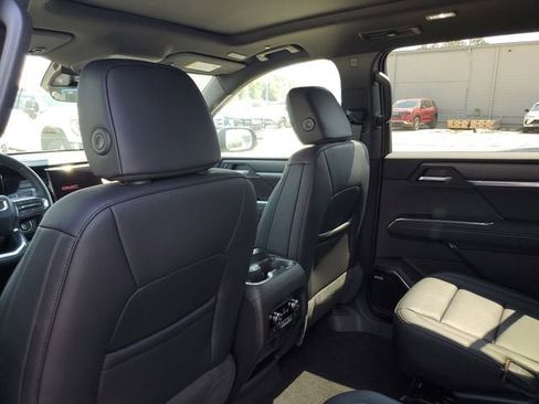 New 2026 GMC Acadia Elevation w/ Elevation Premium Package FWD image 10