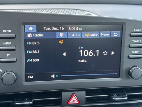 New 2026 Hyundai Elantra SEL Sport Premium FWD image 19