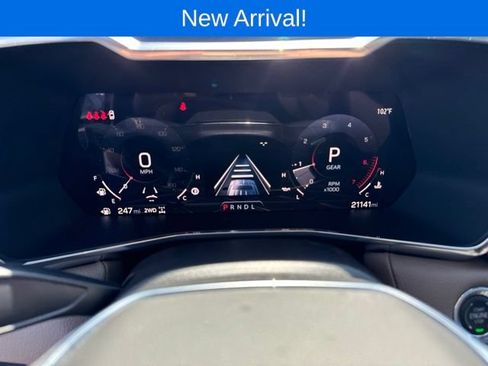Used 2026 GMC Canyon Denali AWD/4WD image 13
