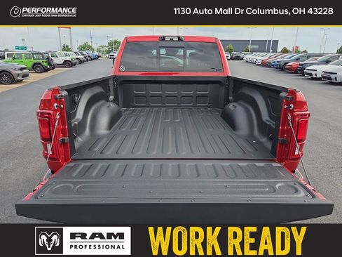 New 2026 RAM 2500 Big Horn AWD/4WD image 7