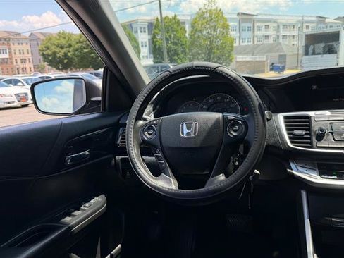 Used 2015 Honda Accord Sport image 24