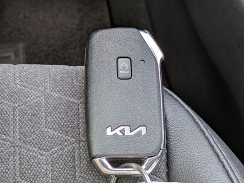 Certified 2024 Kia Seltos S FWD image 27