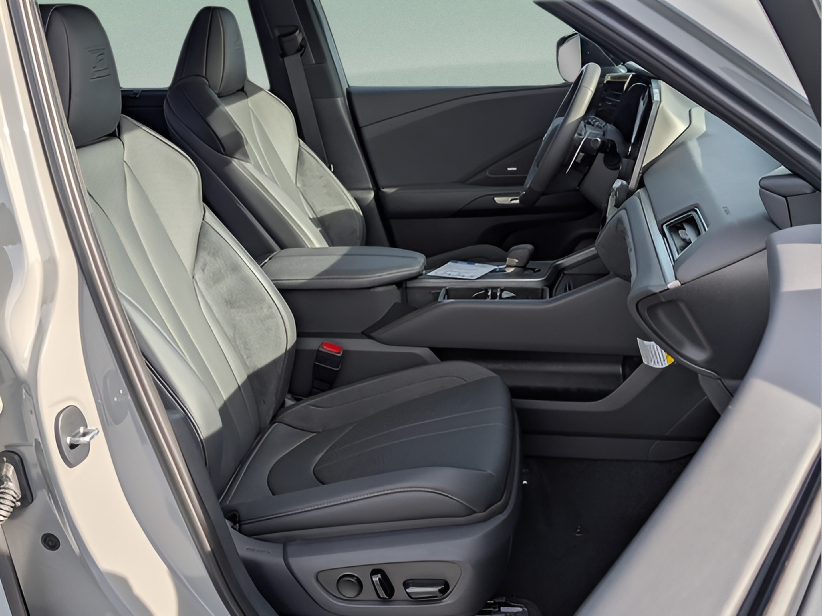 New 2026 Lexus TX 500h AWD w/ Technology Package image 16