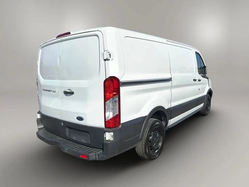 Used 2019 Ford Transit 250 130 Low Roof RWD image 6