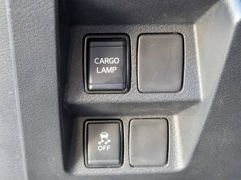 Certified 2022 Nissan Frontier SV image 8