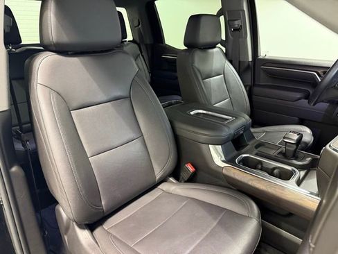 Certified 2022 GMC Sierra 1500 SLT w/ SLT Convenience Package AWD/4WD image 32