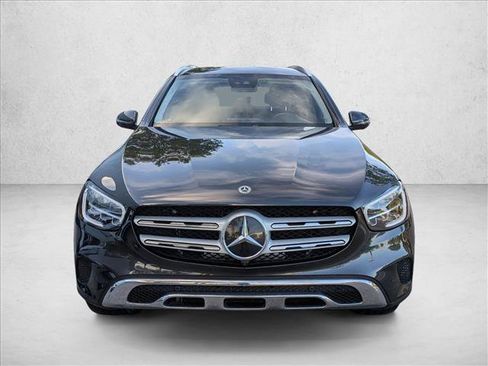 Used 2022 Mercedes-Benz GLC 300 image 2