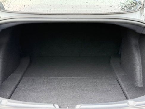 Used 2023 Tesla Model 3 Standard Range image 18