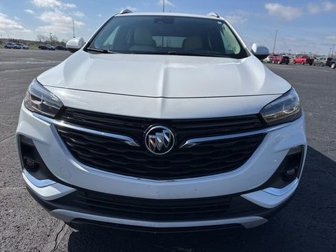 Used 2020 Buick Encore GX Essence image 2