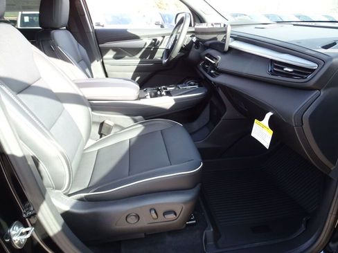New 2025 Buick Enclave Preferred w/ Super Cruise Package FWD image 7