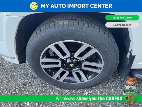 Used 2018 Toyota 4Runner Limited AWD/4WD image 5