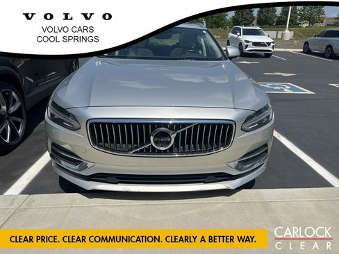 Used 2020 Volvo V90 T5 Inscription FWD image 1