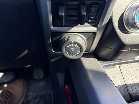 Used 2020 Ford F350 Platinum image 10