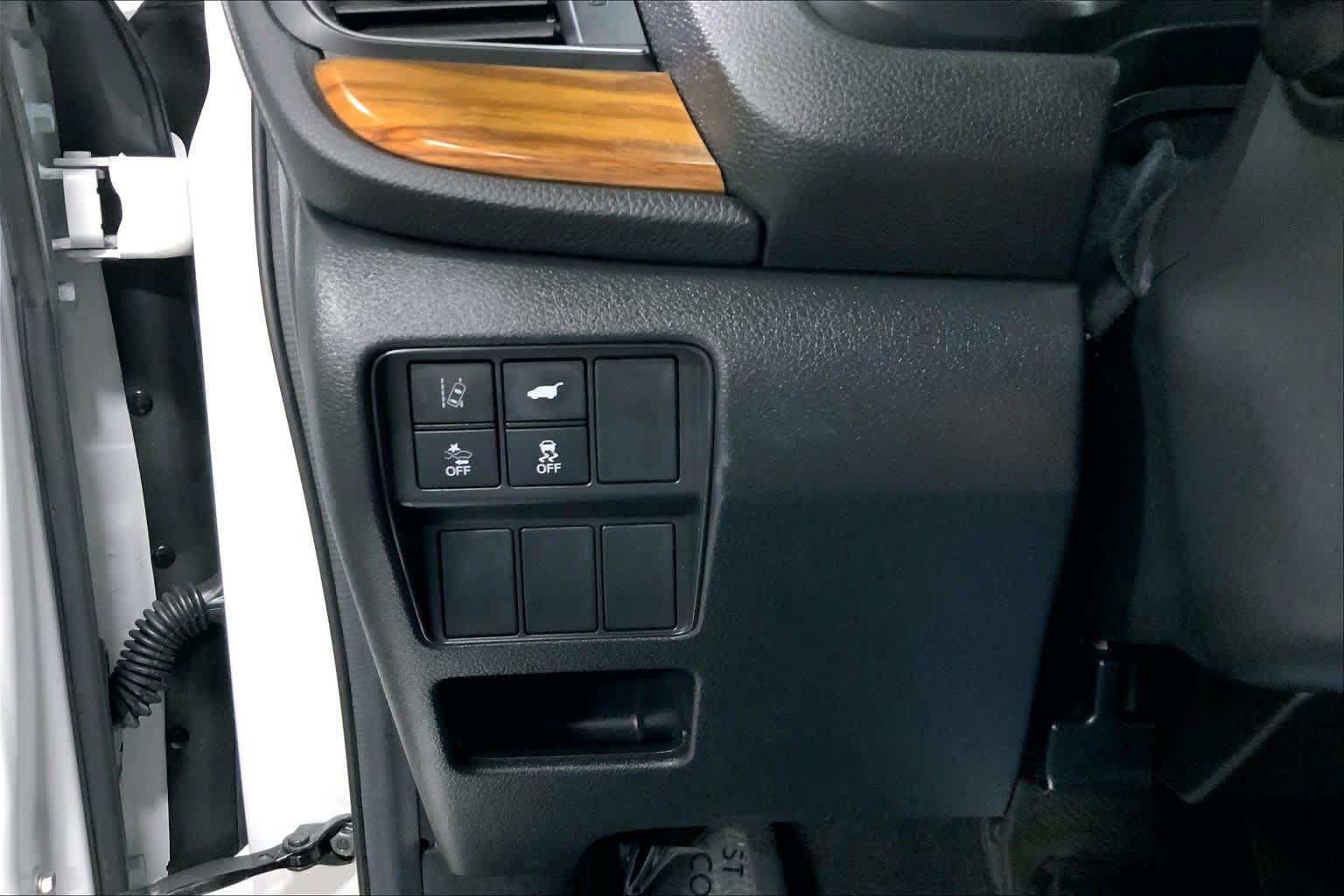 Used 2020 Honda CR-V Touring image 35