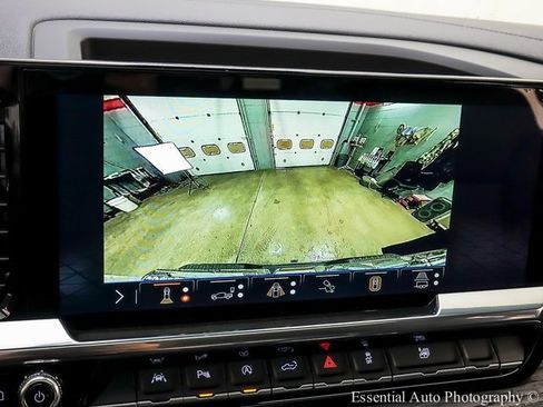 New 2026 GMC Sierra 1500 SLT w/ SLT Premium Package image 15