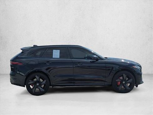 Used 2024 Jaguar F-PACE SVR AWD/4WD image 4