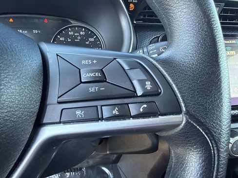 Used 2024 Nissan Kicks SV image 29