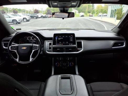 Used 2021 Chevrolet Suburban LS AWD/4WD image 11