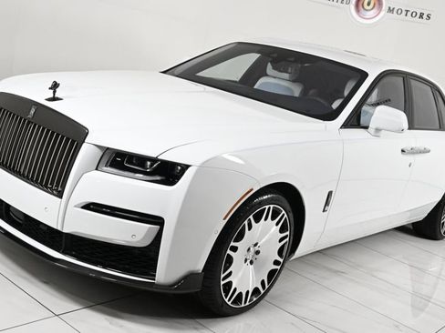 Used 2023 Rolls-Royce Ghost Black Badge w/ Black Badge Ghost Package image 42