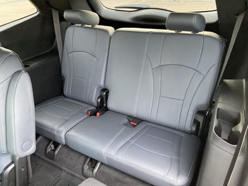 Used 2023 Buick Enclave Essence w/ LPO, Floor Liner Package FWD image 41
