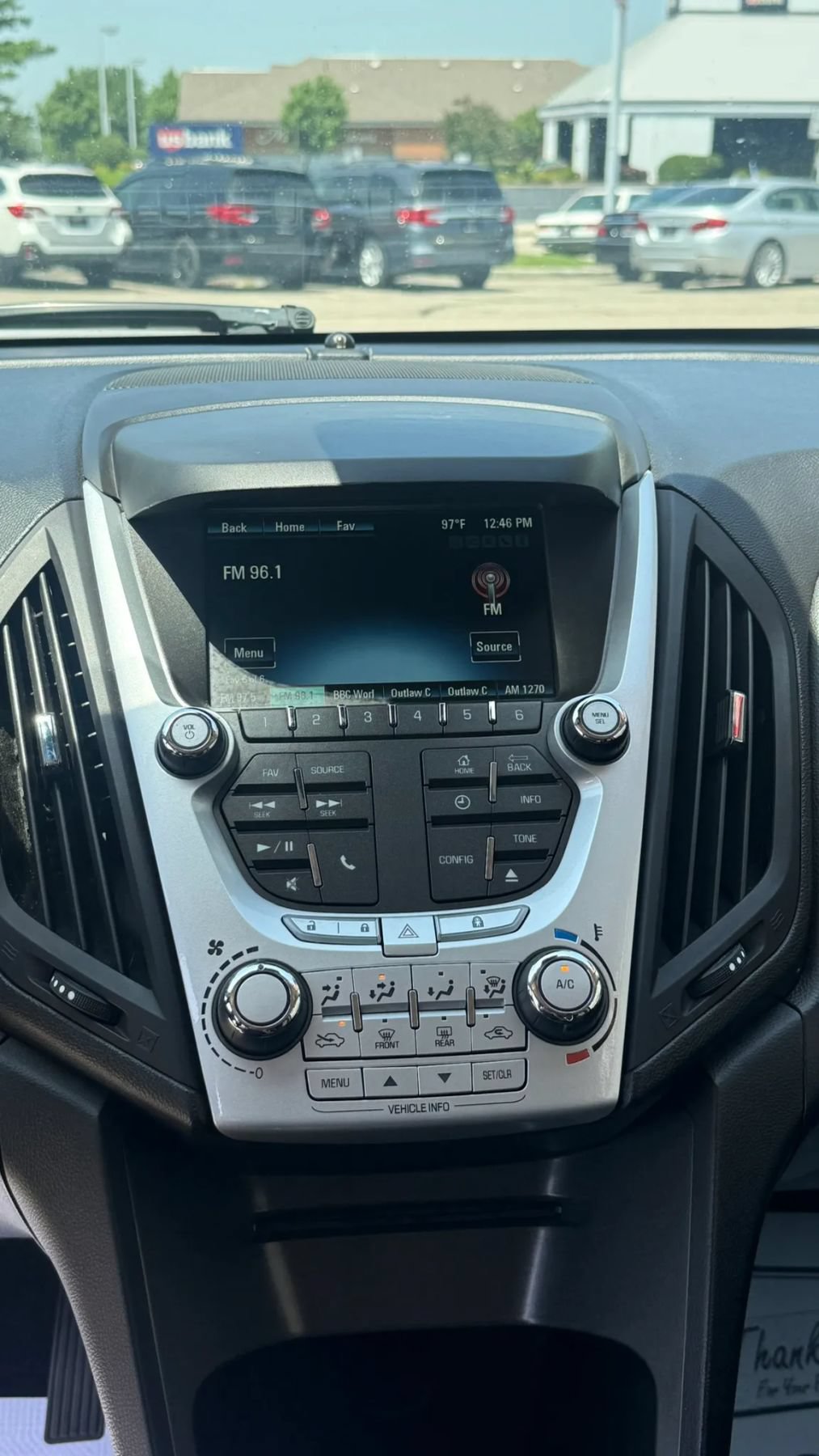 Used 2015 Chevrolet Equinox LT w/ Driver Convenience Package AWD/4WD image 19