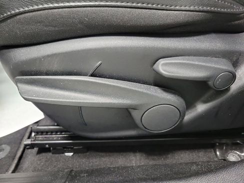 Certified 2022 Jeep Compass Latitude w/ Sun and Sound Group AWD/4WD image 33