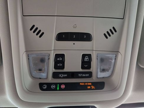 Used 2023 GMC Terrain Denali w/ LPO, Floor Liner Package AWD/4WD image 28