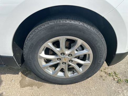 Used 2021 Chevrolet Equinox LT FWD image 50