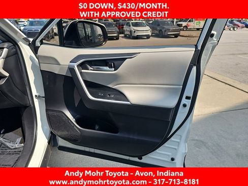 Used 2021 Toyota RAV4 XLE FWD image 34