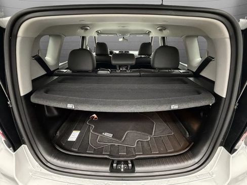 Used 2018 Kia Soul ! w/ Tech Package FWD image 21