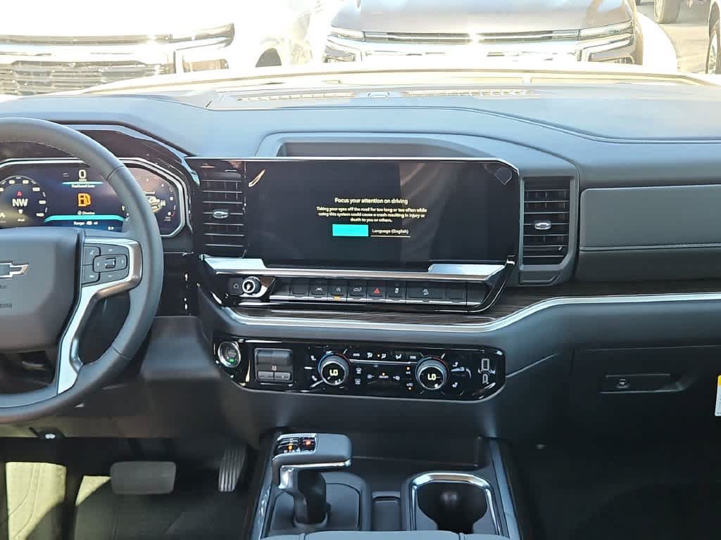 New 2026 Chevrolet Silverado 1500 RST w/ Z71 Off-Road Package AWD/4WD image 14