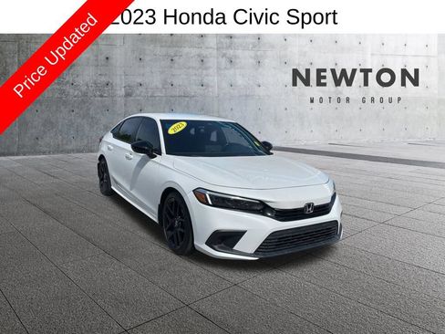 Used 2023 Honda Civic Sport image 1