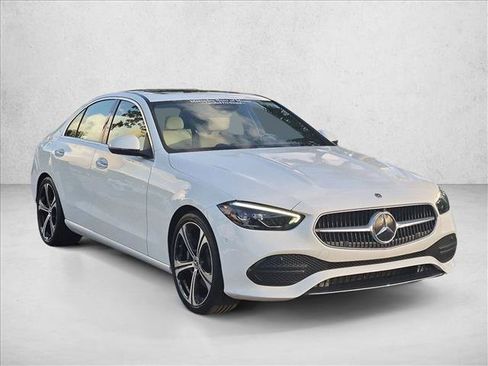 Used 2022 Mercedes-Benz C 300 Sedan image 3