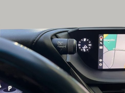 Used 2021 Lexus ES 300h w/ Accessory Package 2 image 30