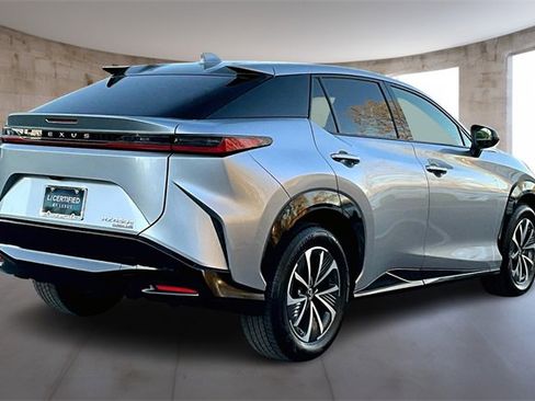 Used 2024 Lexus RZ 450e Premium image 5